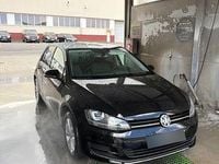 Second-hand VW Golf VII Comfortline 122 CP (89 kW) 2015 Culoarenegru Hatchback