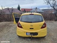 Second-hand Opel Corsa Edition 75 CP (55 kW) 2008 Galbeuriu Hatchback