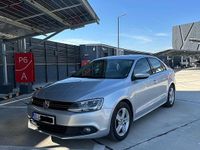 Second-hand VW Jetta Life 105 CP (77 kW) 2011 Culoareargint Berlinǎ