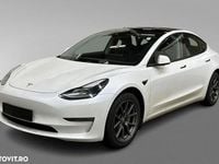Second-hand Tesla Model 3 365 kW (497 CP) 2021 Culoarealb Berlinǎ