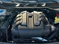 Second-hand VW Touareg 245 CP (180 kW) 2014 Culoarenegru SUV