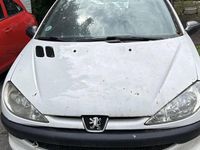 Second-hand Peugeot 206 2004 Hatchback