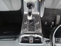 Second-hand Volvo V40 120 CP (88 kW) 2015 Negru Hatchback