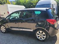Second-hand Opel Meriva 95 CP (69 kW) 2012 Negru Monovolum