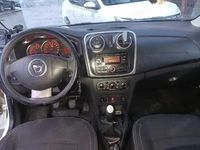 Second-hand Dacia Logan Lauréate 73 CP (53 kW) 2016 Berlinǎ