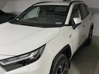 Second-hand Toyota RAV4 Hybrid Style 306 CP (225 kW) 2023 Culoarealb SUV
