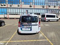 Second-hand Dacia Logan 86 CP (63 kW) 2012 Culoarealb Hatchback