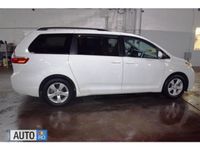 second-hand Toyota Sienna 