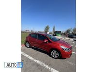 Second-hand Renault Clio IV 90 CP (66 kW) 2015 Rosu Hatchback