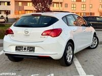 Second-hand Opel Astra Active 110 CP (80 kW) 2015 Culoarealb Hatchback