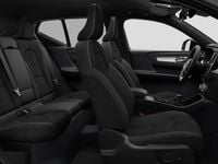 Second-hand Volvo XC40 Plus 2025 ["crystal white"] SUV