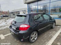 Second-hand Toyota Auris Hybrid 136 CP (100 kW) 2012 Culoaregri Hatchback