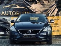 Second-hand Volvo V40 Momentum 190 CP (139 kW) 2015 Culoarealbastru Hatchback