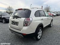 Second-hand Chevrolet Captiva LTZ 184 CP (135 kW) 2012 Culoarealb SUV