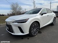 Second-hand Lexus RX450h+ E-FOUR 292 CP (214 kW) 2023 Culoarealb Berlinǎ