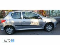 Second-hand Peugeot 206 70 CP (51 kW) 2004 Gri Hatchback
