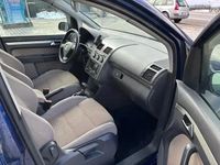 Second-hand VW Touran Highline 140 CP (102 kW) 2008 Monovolum