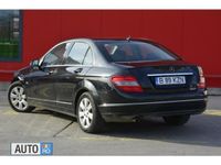 Second-hand Mercedes C200 136 CP (100 kW) 2010 Negru Berlinǎ
