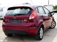 Second-hand Ford Fiesta Trend 100 CP (73 kW) 2013 Culoarerosu