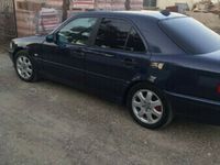 Second-hand Mercedes C250 150 CP (110 kW) 2000 Albastru Berlinǎ