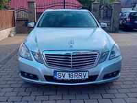 Second-hand Mercedes 220 2011 Berlinǎ
