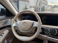 Second-hand Mercedes S400 333 CP (244 kW) 2016 Culoarenegru Berlinǎ