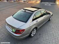 Second-hand Mercedes C220 Avantgarde 170 CP (125 kW) 2008 Culoaregri Berlinǎ