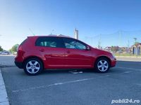 Second-hand VW Golf V United 102 CP (75 kW) 2008 Rosu Hatchback