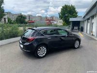 Second-hand Opel Astra 110 CP (80 kW) 2013 Negru Hatchback
