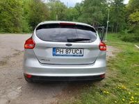 Second-hand Ford Focus 120 CP (88 kW) 2015 Argintiu Berlinǎ
