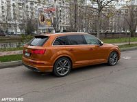 Second-hand Audi SQ7 S-line plus 435 CP (319 kW) 2017 Culoareportocaliu SUV