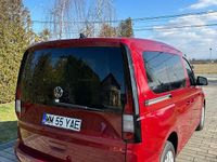 Second-hand VW Caddy 102 CP (75 kW) 2024 Culoarerosu Monovolum