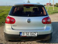 Second-hand VW Golf V 90 CP (66 kW) 2004 Gri Hatchback