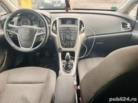 Second-hand Opel Astra 140 CP (102 kW) 2011 Alb Hatchback