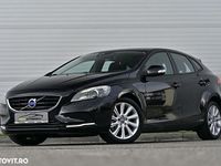 Second-hand Volvo V40 You! 150 CP (110 kW) 2015 Culoarenegru Hatchback