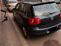 second-hand VW Golf V 