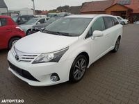 second-hand Toyota Avensis Combi 1.8 Edition (2014)