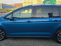Second-hand VW Touran 115 CP (84 kW) 2019 Culoarealbastru Monovolum