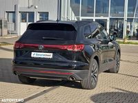 Second-hand VW Touareg Style 231 CP (169 kW) 2023 Culoarenegru SUV