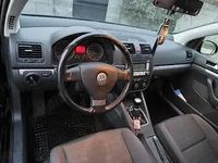 Second-hand VW Golf V Edition 80 CP (58 kW) 2007 Culoarenegru Hatchback