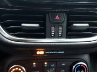 Second-hand Ford Fiesta Trend 100 CP (73 kW) 2017 Albastru Hatchback