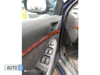 Second-hand Toyota Avensis T2 130 CP (95 kW) 2004 Albastru marin Break