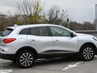 Second-hand Renault Kadjar Zen 140 CP (102 kW) 2022 Culoareargint SUV