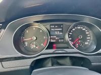 Second-hand VW Passat 120 CP (88 kW) 2015 Gri Break