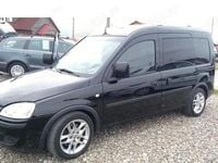 Second-hand Opel Combo 101 CP (74 kW) 2006 Negru Monovolum