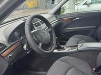 Second-hand Mercedes 200 140 CP (102 kW) 2004 Berlinǎ