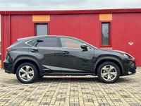 Second-hand Lexus NX300h E-FOUR Luxury Line 197 CP (144 kW) 2016 Negru SUV