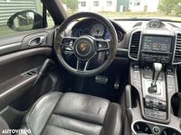 second-hand Porsche Cayenne 2015 · 255 000 km · 4 134 cm3 · Diesel