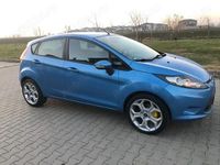Second-hand Ford Fiesta Trend 70 CP (51 kW) 2010 Albastru Hatchback