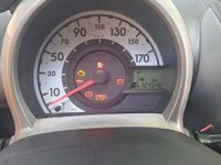 Second-hand Peugeot 107 68 CP (50 kW) 2007 Rosu Hatchback